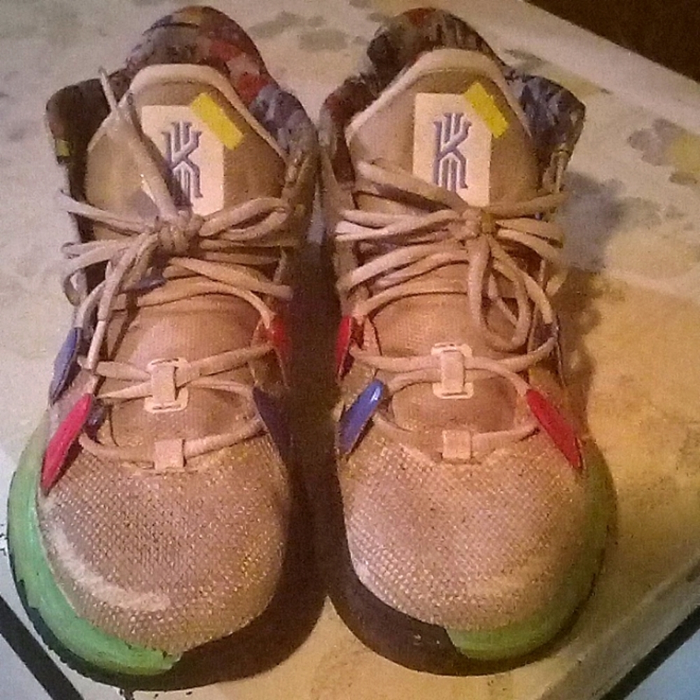 Nike Kyrie 7s,basketball shoes,casual shoes.